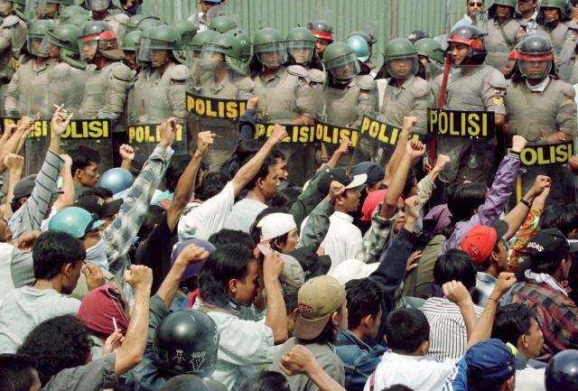 the_conversation - 22 tahun setelah kerusuhan anti-Cina Mei 1998, riset ungkap prasangka dan trauma masih ada