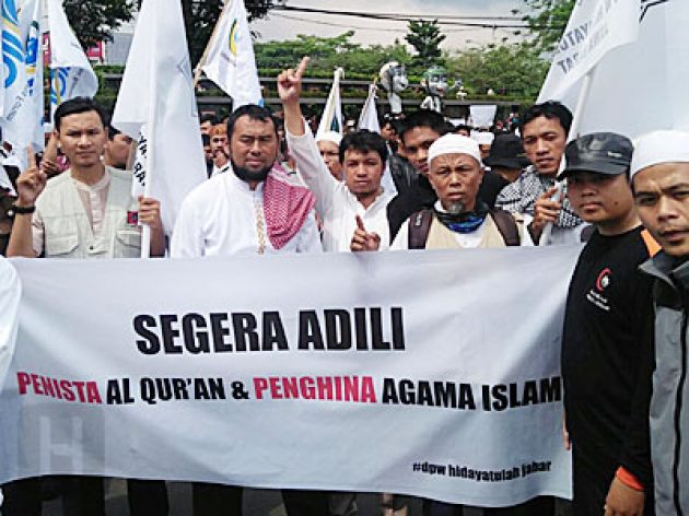 Ilustrasi aksi demo penista agama (hidayatullah.com)