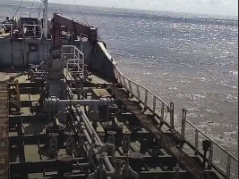 Kapal Indonesia terdampar di dock Myanmar, belum bisa kembali.
