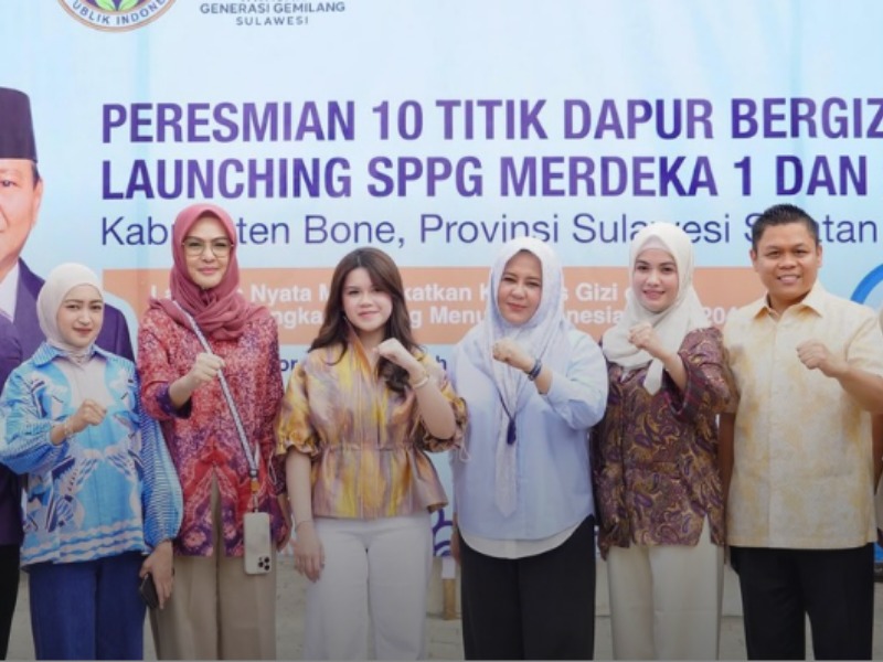 Yayasan Yasika Group memperluas jangkauan layanannya dengan meluncurkan 10 dapur SPPG baru di Kabupaten Bone, Jumat (14/11/2025).