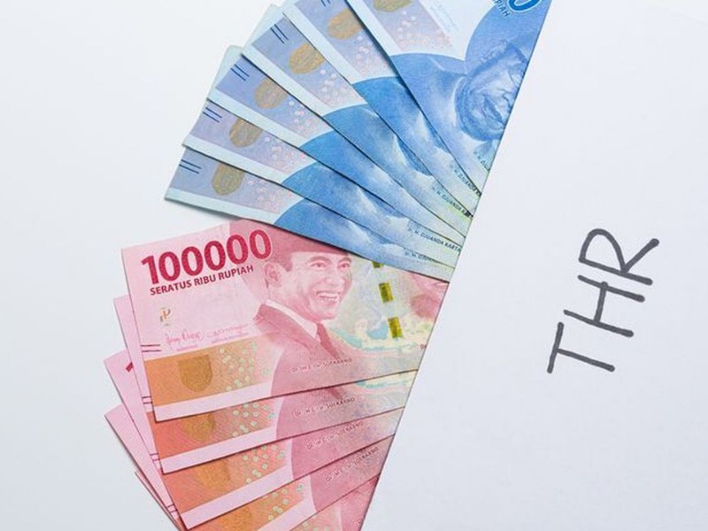 Ilustrasi uang Tunjangan Hari Raya (THR).