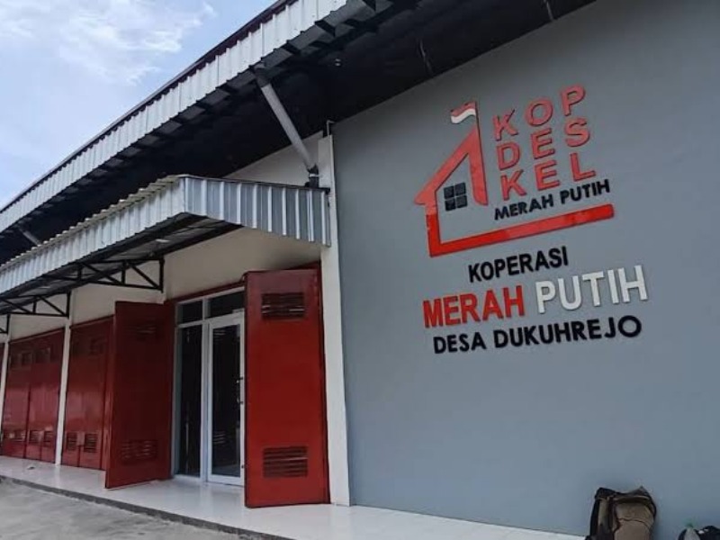 Gedung Koperasi Desa Merah Putih. 