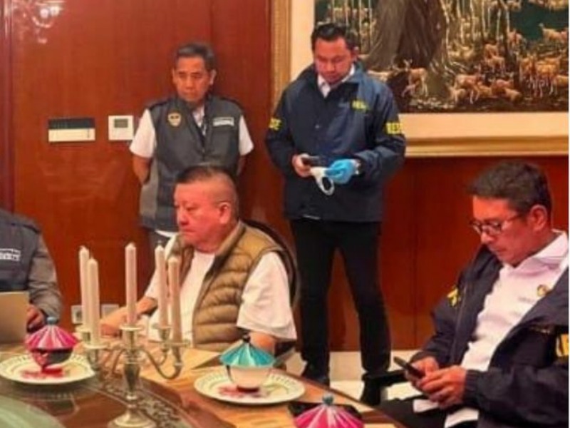 Namanya Tan Kian, pemilik Mal Pacific Place. Ia dipanggil sebagai saksi dalam tiga kasus korupsi raksasa: korupsi batu bara PLN yang picu blackout Sumatera, korupsi PT Asabri, dan korupsi Krakatau Steel. 
