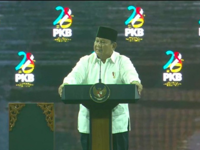 Presiden Prabowo Subianto memicu kontroversi usai menyebut wartawan, pengamat, dan LSM sebagai Londo Ireng.