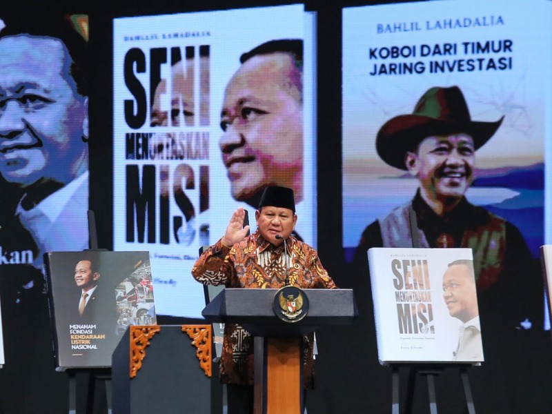 Presiden soroti huruf buku pelajaran kekecilan, tapi proyek pembaruannya lahir untuk dari Istana, bukan Kemendikdasmen di tengah putusan MK soal dana pendidikan.
