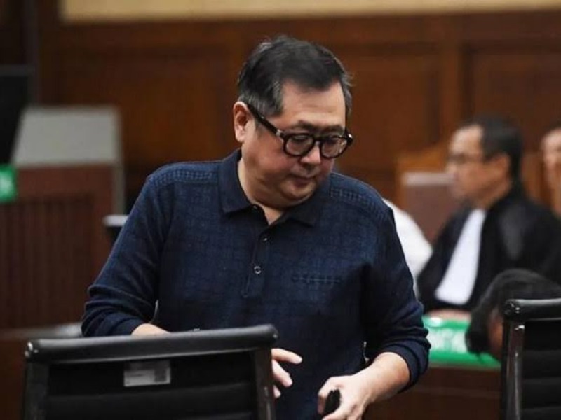 KPK bongkar dugaan korupsi penyaluran bansos beras PKH yang merugikan negara Rp200 miliar. Kontrak bilang door to door, tapi beras cuma sampai kelurahan. Ke mana sisanya?