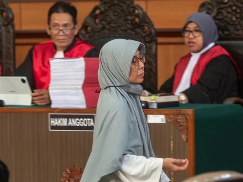 Sidang kasus dugaan kekerasan dan penelantaran anak di Daycare Little Aresha Yogyakarta ungkap pemilik yayasan, Diyah Kusumastuti, pernah divonis 3 tahun 3 bulan penjara dalam kasus korupsi dana BPR BKK Purworejo—hakim nilai riwayat ini jadi pertimbangan memberatkan.