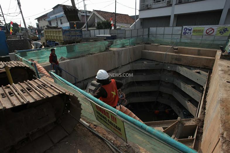 hukum - Gugatan Warga Bidaracina Soal Sodetan Ciliwung Dikabulkan